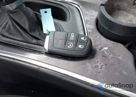 2021 Dodge Challenger R/T Scat Pack z USA, uszkodzony, nr VIN 2C3CDZFJXMH555436